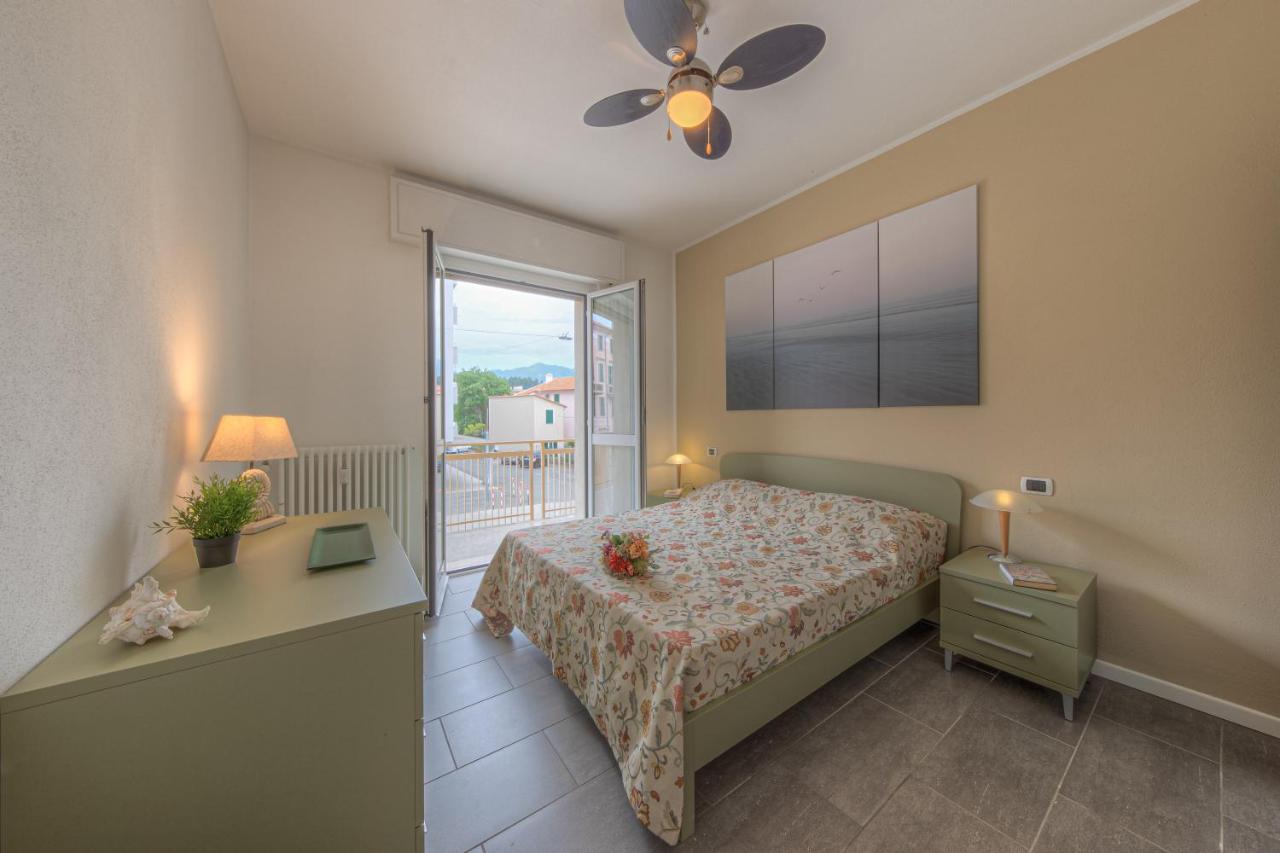 Annie House Appartamento Chic E Accogliente Сестри-Леванте Экстерьер фото